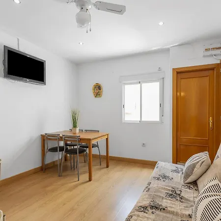 Apartmán Sunny Retreat Near Market *