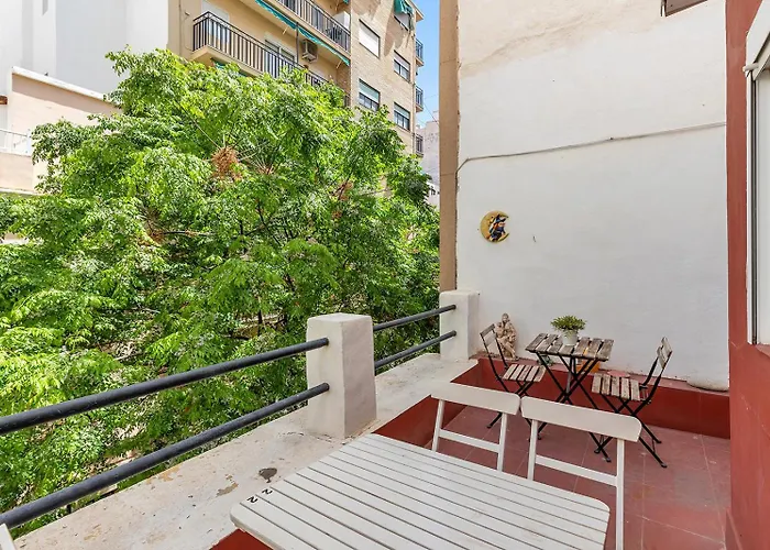 Sunny Retreat Near Market Alicante
